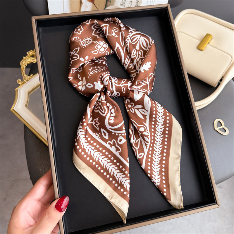 Lenço de seda com estampa de c - Scarf Silk Neck avaliação e preço