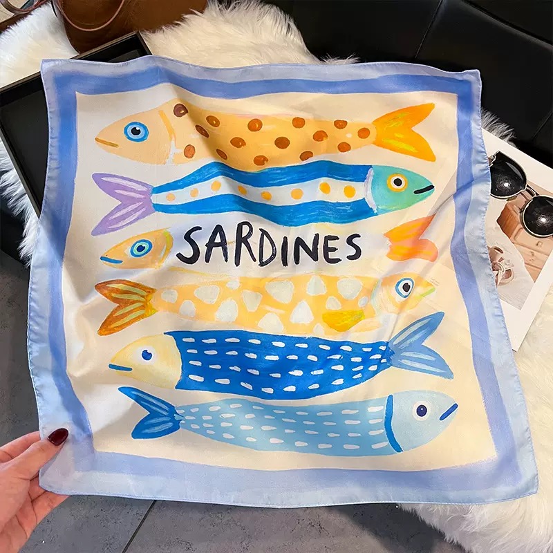 Lenços de Seda Quadrados com E - Scarf Silk Neck avaliação e preço