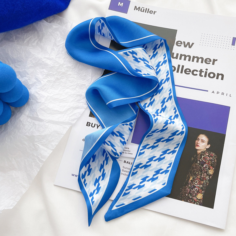 Lenço de seda azul Klein, novo - Scarf Silk Neck avaliação e preço